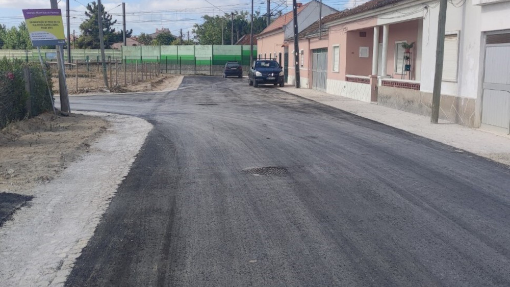 Pavimentação concluída na Rua Pedro Álvares Cabral (troço sul)